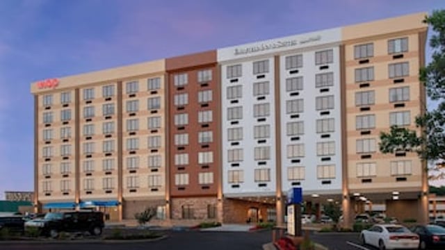 Fairfield Inn & Suites by Marriott Alexandria West/Mark Center hotel detail image 1