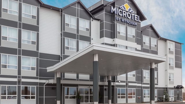 Microtel Inn & Suites By Wyndham Bonnyville hotel detail image 3