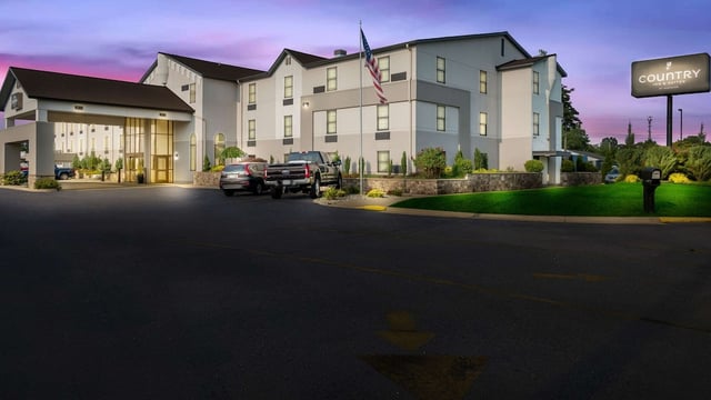 Country Inn & Suites by Radisson, Grandville-Grand Rapids West, MI hotel detail image 2