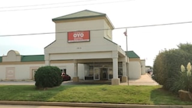 OYO Hotel Oklahoma City South I-35 and SE 29th hotel detail image 1