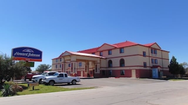Howard Johnson by Wyndham Lubbock TX hotel detail image 1