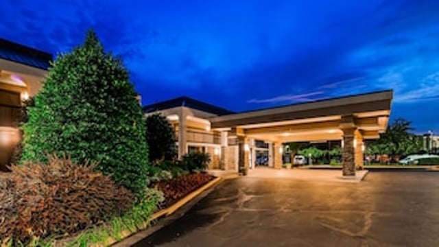 Best Western Dulles Airport Inn hotel detail image 1