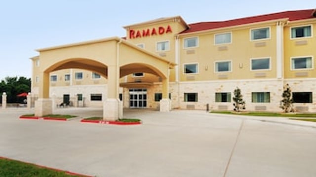 Ramada by Wyndham College Station hotel detail image 2