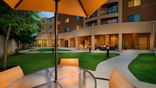 Courtyard by Marriott San Antonio SeaWorld/Lackland hotel detail image 1