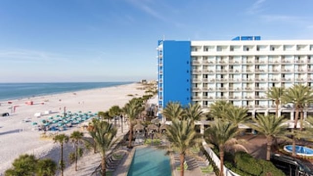 Hilton Clearwater Beach Resort & Spa hotel detail image 3