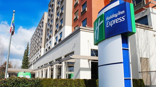 Holiday Inn Express Vancouver Airport Richmond, an IHG Hotel hotel detail image 1