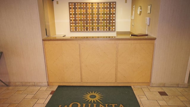 La Quinta Inn & Suites by Wyndham Plattsburgh hotel detail image 3