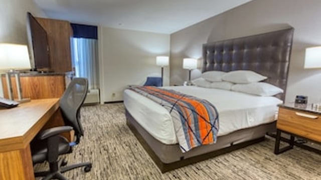 Drury Inn & Suites St. Louis Collinsville hotel detail image 3