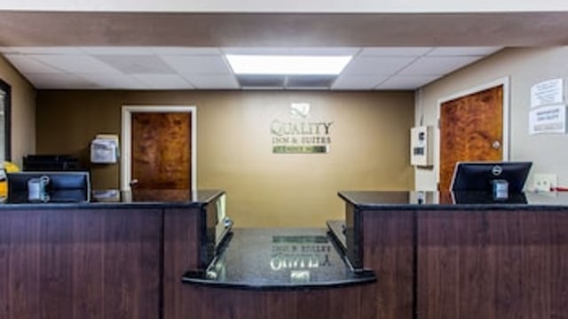 Quality Inn & Suites hotel detail image 3