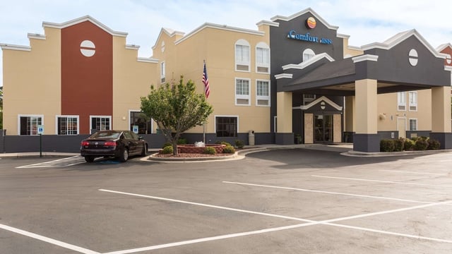 Comfort Inn Decatur Priceville hotel detail image 3
