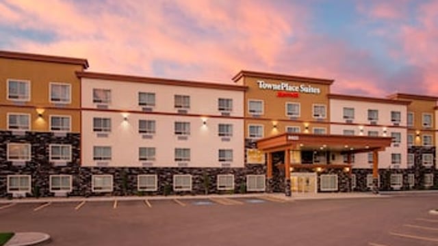 Towneplace Suites by Marriott Red Deer hotel detail image 3