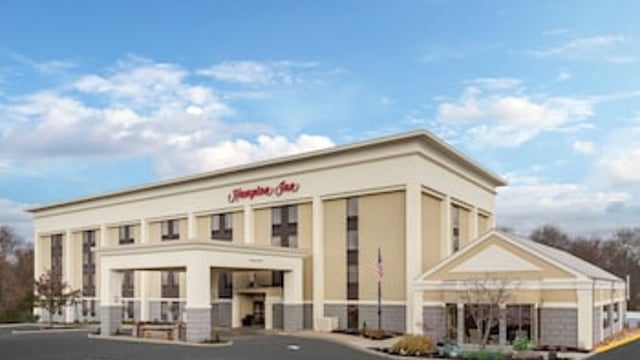 Hampton Inn Groton hotel detail image 1