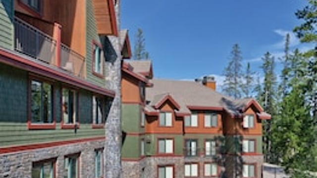 WorldMark Canmore - Banff hotel detail image 1