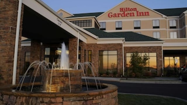 Hilton Garden Inn Cartersville hotel detail image 1