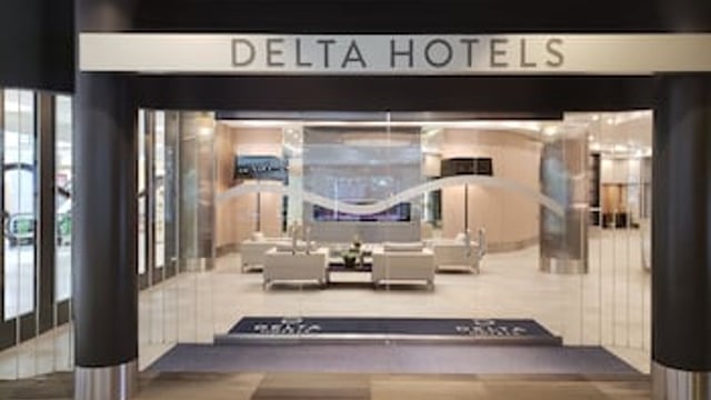 Delta Hotels by Marriott Edmonton Centre Suites hotel detail image 3