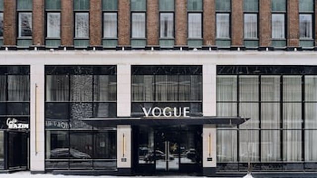 Vogue Hotel Montreal Downtown, Curio Collection by Hilton hotel detail image 2
