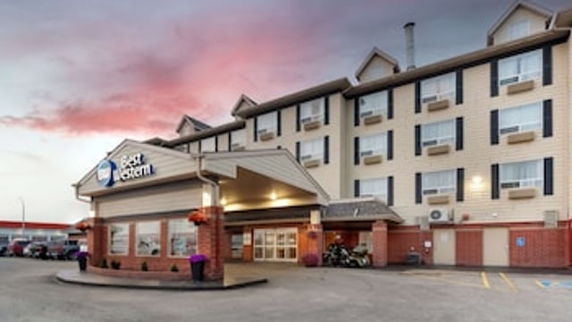 Best Western Grande Prairie Hotel & Suites hotel detail image 2