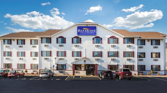 Baymont by Wyndham Cedar Rapids hotel detail image 3