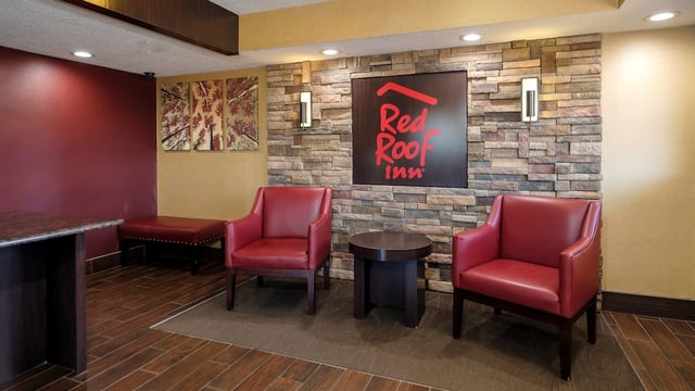 Red Roof Inn Lansing East – MSU hotel detail image 2