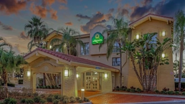 La Quinta Inn by Wyndham Tampa Bay Pinellas Park Clearwater hotel detail image 2