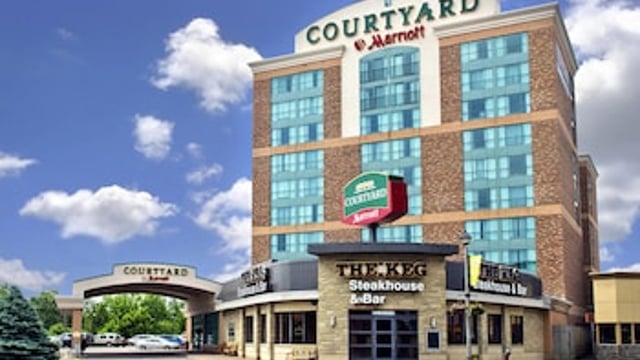 Courtyard by Marriott Niagara Falls hotel detail image 1
