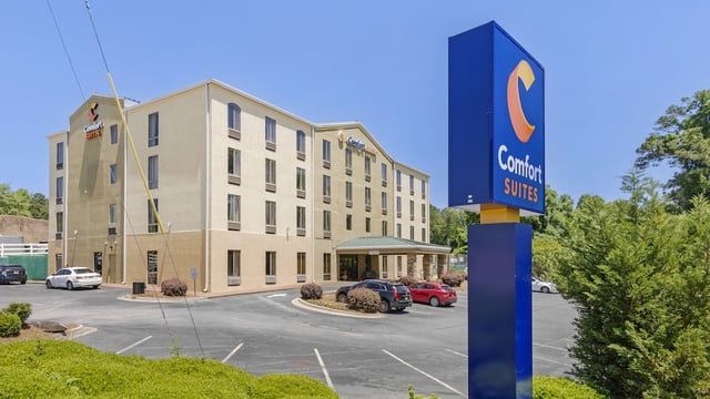 Comfort Suites Columbus State University Area hotel detail image 3