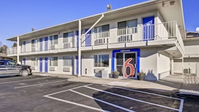 Motel 6 Green Bay, WI hotel detail image 1