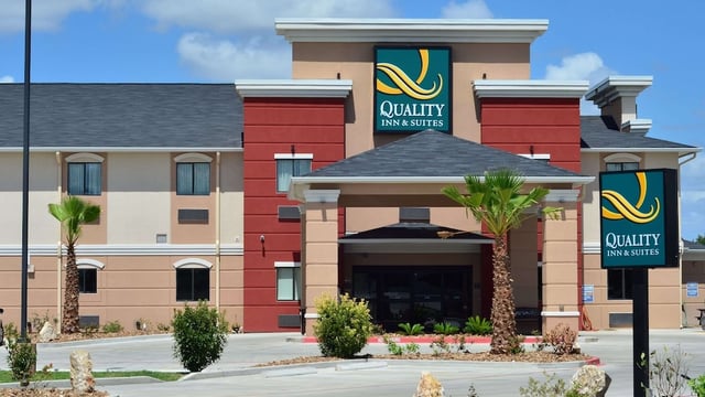 Quality Inn & Suites Kenedy - Karnes City hotel detail image 1