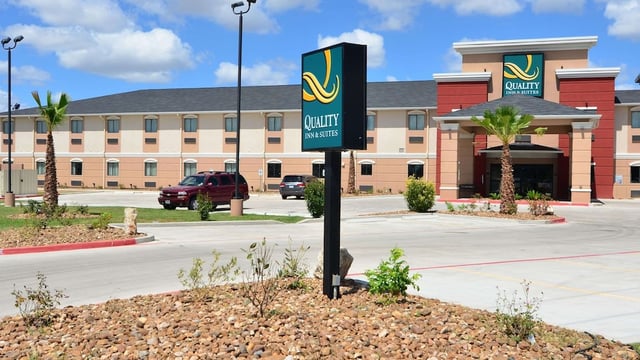Quality Inn & Suites Kenedy - Karnes City hotel detail image 2