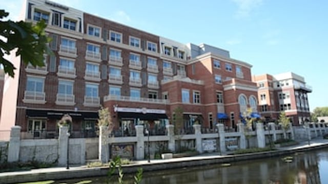 Hotel Indigo Naperville Riverwalk, an IHG Hotel hotel detail image 3