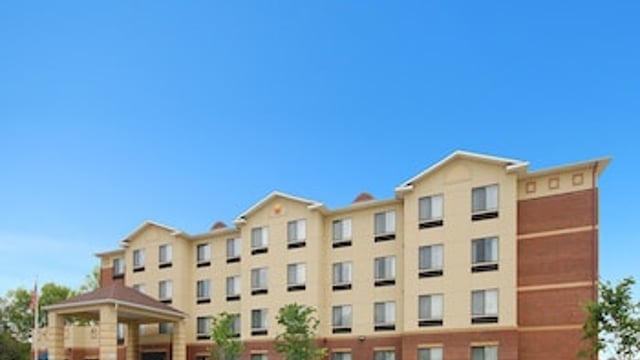 Comfort Inn & Suites Montgomery Eastchase hotel detail image 3