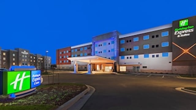 Holiday Inn Express & Suites Lenexa - Overland Park Area, an IHG Hotel hotel detail image 1