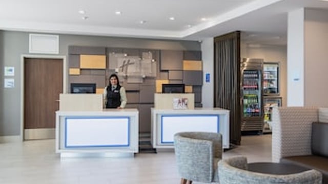Holiday Inn Express & Suites Kelowna - East, an IHG Hotel hotel detail image 3