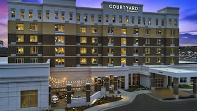 Courtyard by Marriott Raleigh Cary/Parkside Town Commons hotel detail image 1