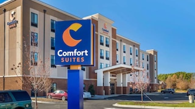 Comfort Suites Greensboro - High Point hotel detail image 2