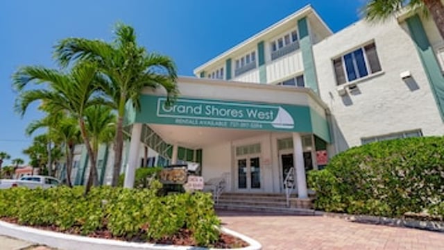 Grand Shores West hotel detail image 1