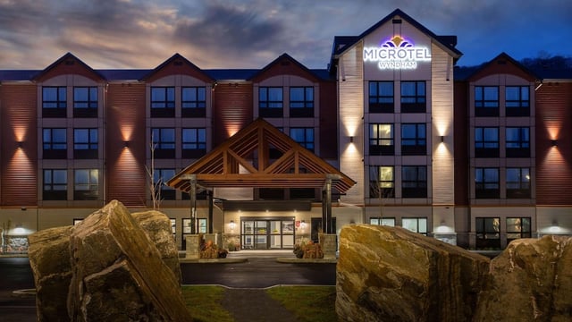 Microtel Inn and Suites by Wyndham Mont Tremblant hotel detail image 1