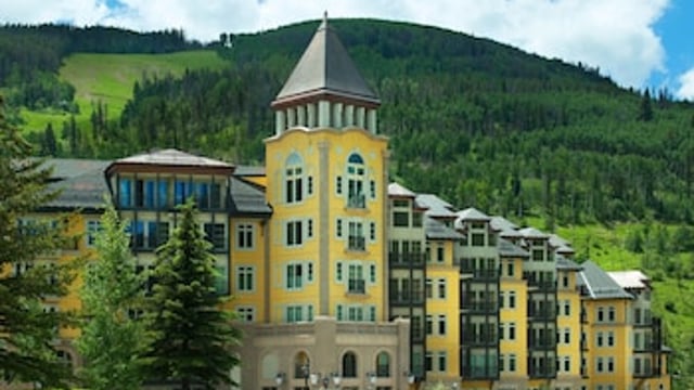 Luxury 2br Ritz-carlton W/ Mountain View 2 Bedroom Condo by RedAwning hotel detail image 1