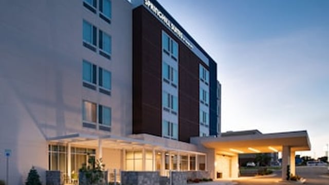 SpringHill Suites by Marriott Kansas City North hotel detail image 1