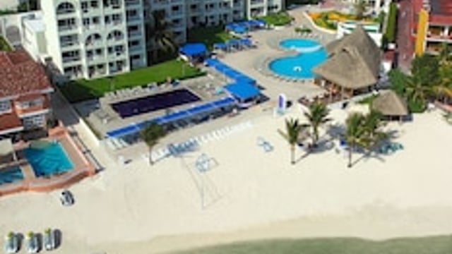 Aquamarina Beach Resort hotel detail image 3