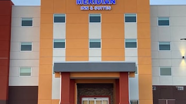 Meridian Inn & Suites Regina Airport hotel detail image 2