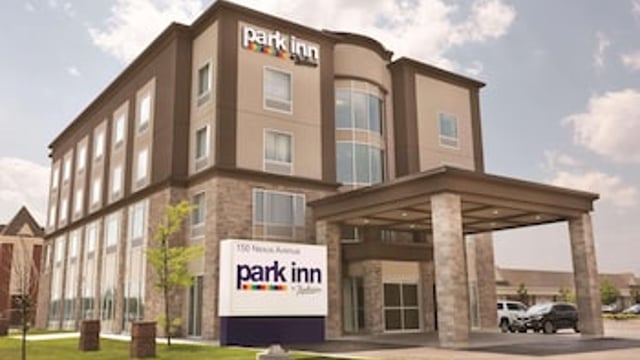 Park Inn by Radisson Brampton, On hotel detail image 1